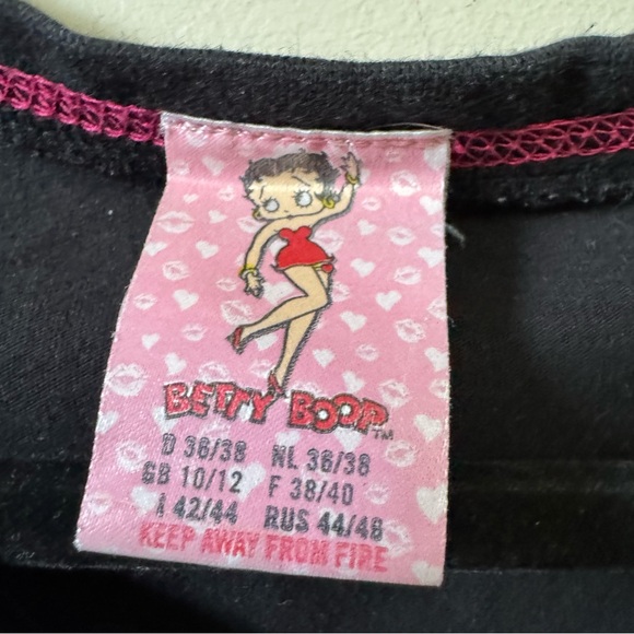 Betty Boop Y2K V-neck Beauty green short sleeve graphic T-shirt - Picture 4 of 4